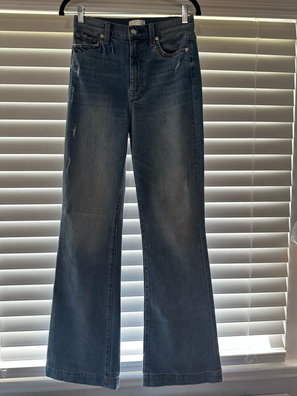 7 For All Mankind Ultra High Rise Dojo Wide Leg Jeans Distressed Size 27